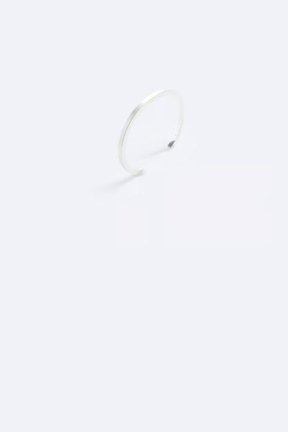 RIGID METAL BRACELET